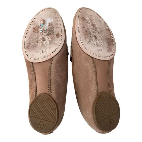 Donald J Pliner Women’s 5.5 Beige Loafers Driver in Beige Suede Slip On - Picture 8 of 10